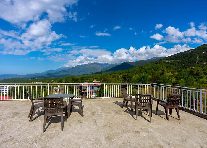Tlo - The Life Outdoor, Bir Billing Hostel